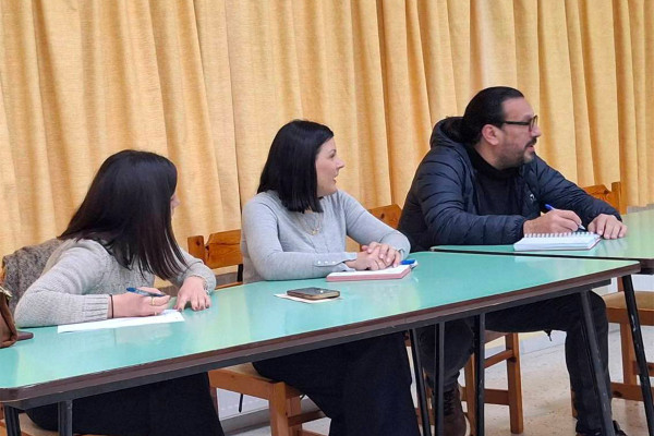 Ευρεία σύσκεψη έγινε στην πρ. Μαθητική Εστία Κρεστένων: Στο επίκεντρο η διοργάνωση του 31ου Καρναβαλιού Κρεστένων