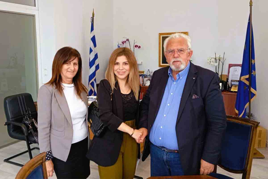 Μία ακόμα νέα - μόνιμη υπάλληλο όρκισε ο Δήμαρχος Ήλιδας Χρήστος Χριστοδουλόπουλος