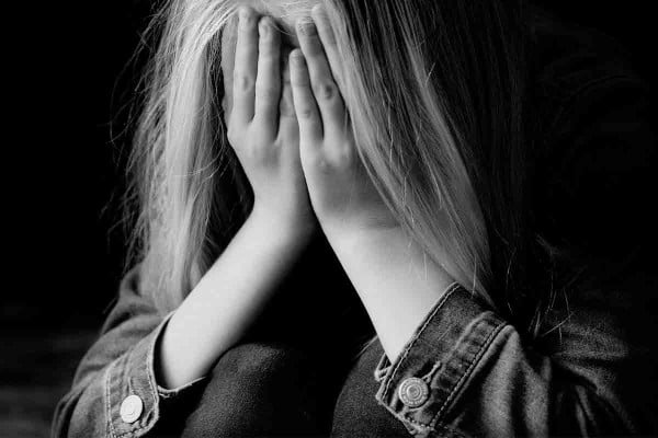 Τρόμος για 13χρονη στην Πετρούπολη: 31χρονος Αιγύπτιος αποπειράθηκε να την βιάσει σε τέρμα λεωφορείων