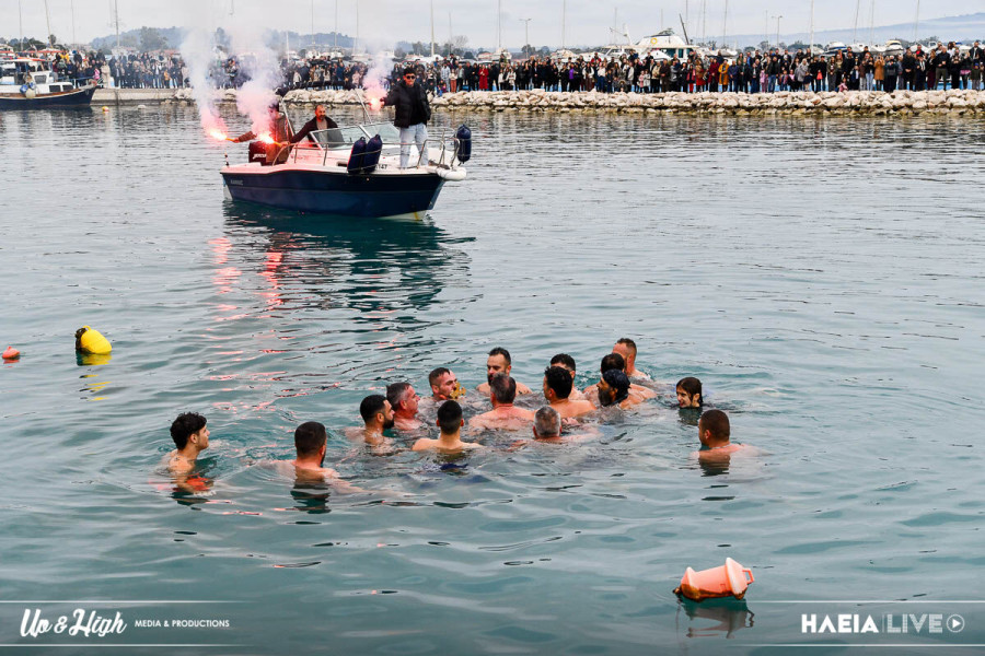 Οι εκπροσωπήσεις της Περιφέρειας Δυτικής Ελλάδας στις τελετές Καθαγιασμού των Yδάτων