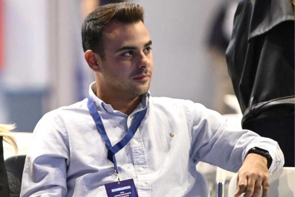 Ο Κωνσταντίνος Στολάκης ο εκπρόσωπος της Ηλείας στο Εκτελεστικό Γραφείο της ΟΝΝΕΔ