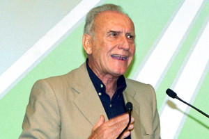 Πέθανε ο πρώην βουλευτής και υπουργός του ΠΑΣΟΚ Χρήστος Ροκόφυλλος