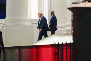 G7: Νέα «επίθεση» φιλίας των Ευρωπαίων στον Τραμπ