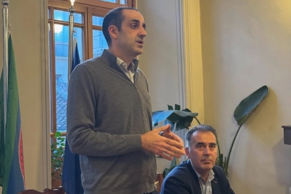 Γρηγόρης Δημητριάδης από την Ξάνθη: Δεν παράγεις πολιτική με το TikTok (video)