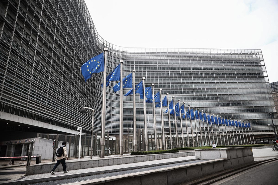 Σύσταση Κομισιόν στην Ελλάδα για επανεξέταση 1.236 φοροαπαλλαγών - Τι αναφέρει για diesel