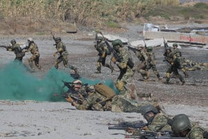 Τι συμβαίνει με τα χιλιάδες φύλλα πορείας που φτάνουν καθημερινά σε εφέδρους ανά την Ελλάδα