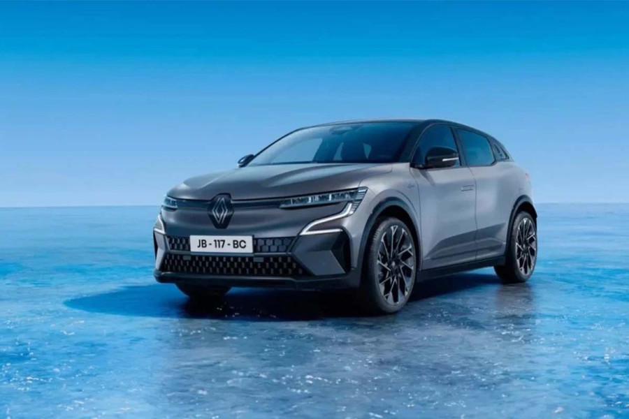Η Renault σκέφτεται ένα «καυτό» Megane