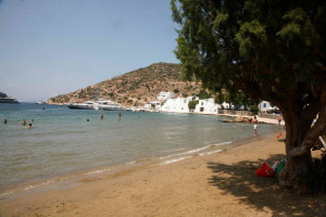 Σίφνος: Στους κορυφαίους ταξιδιωτικούς προορισμούς για το 2026 σύμφωνα με διεθνή ΜΜΕ