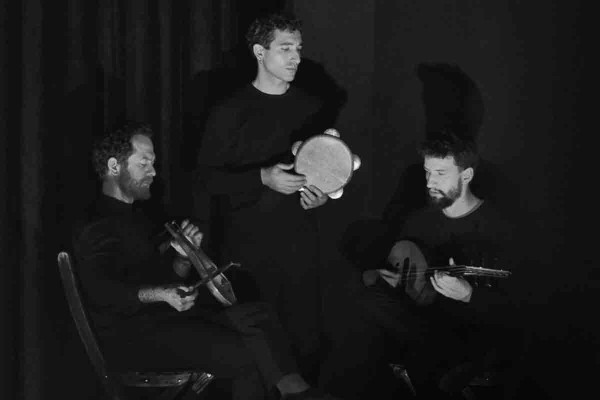 Συναυλία στο δημοτικό θέατρο «Απόλλων: Τρεις μουσικοί θα παρουσιάσουν ένα fasıl σε μακάμ karcığar