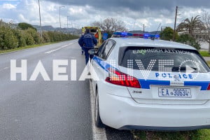 Πατρών - Πύργου: ΡΟΜΑ πέταξε πέτρα σε αυτοκίνητο και τραυματίστηκε η συνοδηγός