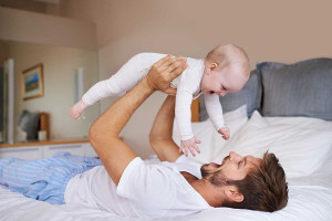 Πώς η πατρότητα αλλάζει τους εγκεφάλους των ανδρών