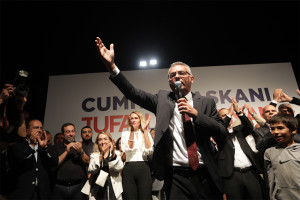 Τι σημαίνει η νίκη Ερχιουρμάν στα κατεχόμενα: Οι πρώτες δηλώσεις του, η αντίδραση της Τουρκίας και η στάση της Κύπρου