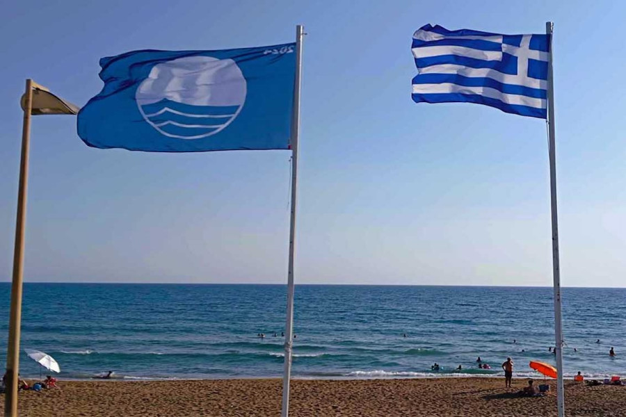Γαλάζιες Σημαίες 2025: 12 Παραλίες για την Ηλεία - Αυξήθηκαν κατά τέσσερις φέτος
