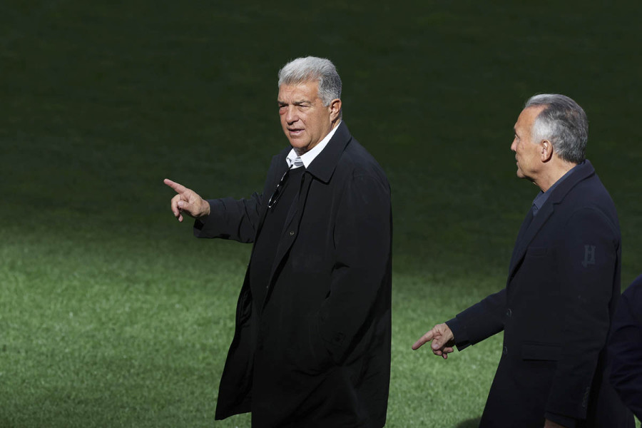 Ο Λαπόρτα τα «χώνει» τώρα στην UEFA