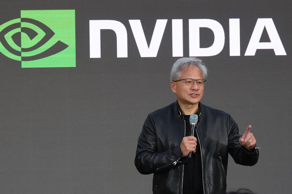 Τζένσεν Χουάνγκ, Nvidia: «Να κλείσουν οι εταιρείες ΑΙ που δεν μπορούν να ελέγξουν τα μοντέλα τους»
