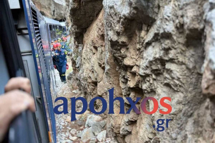 Καρέ καρέ η επιχείρηση απεγκλωβισμού των 38 επιβατών του οδοντωτού (photos &amp; video)