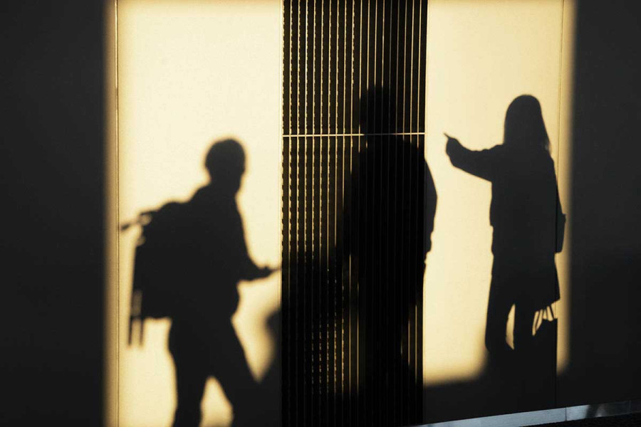 Βίντεο - ντοκουμέντο από τη στιγμή που η νηπιαγωγός δέχτηκε επίθεση ξυλοδαρμού στα Άνω Λιόσια