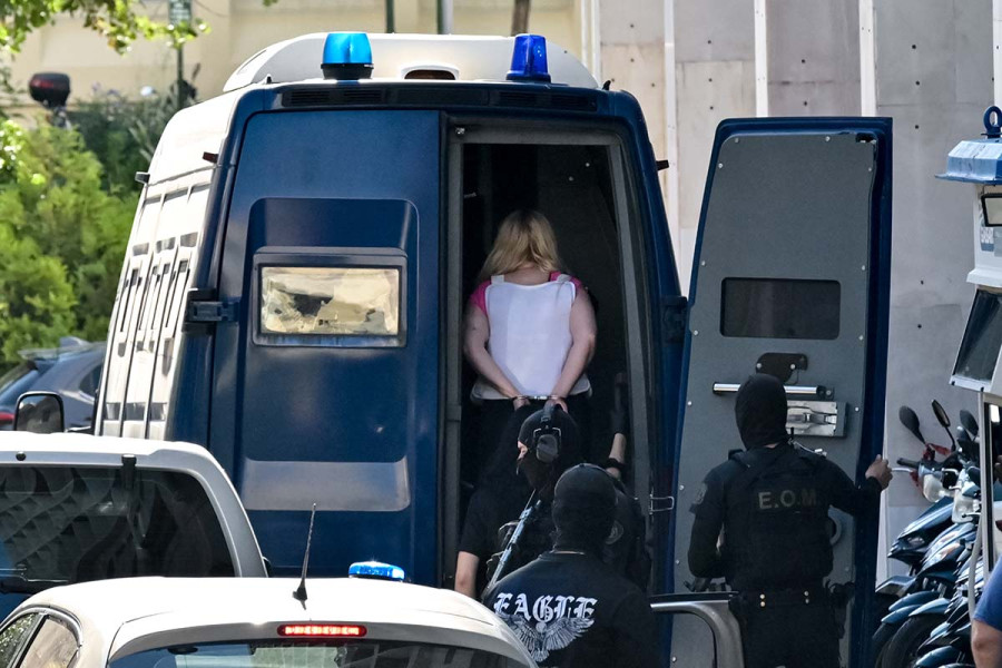 Προφυλακίστηκε η 46χρονη που κατηγορείται για εμπλοκή στον εμπρησμό της Marfin