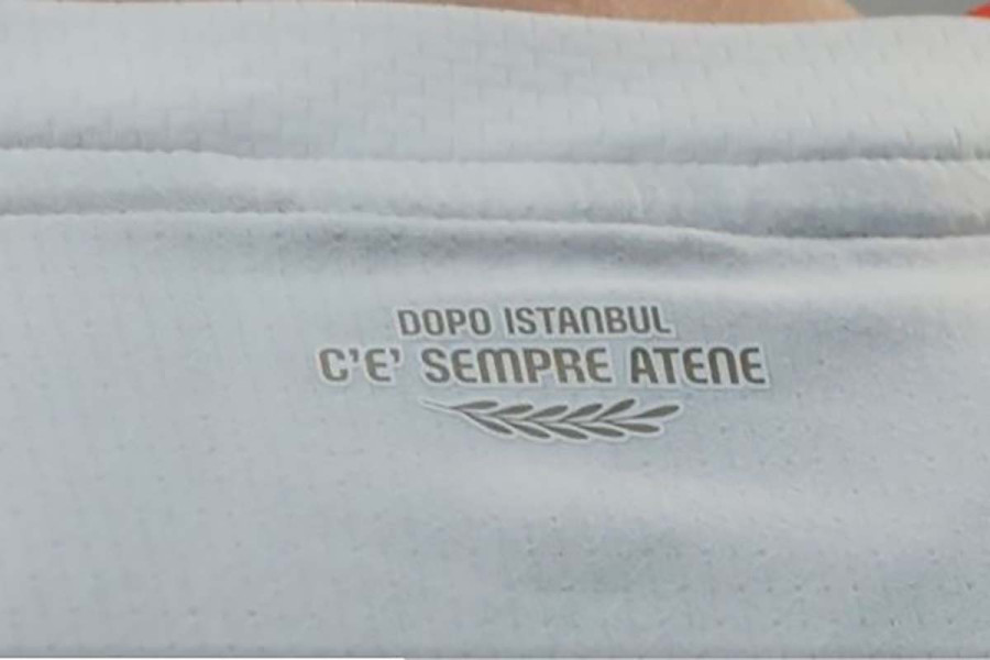 «Για κάθε Κωνσταντινούπολη, θα υπάρχει πάντα μια Αθήνα»: Η νέα φανέλα της Μίλαν με αναφορά στην Ελλάδα