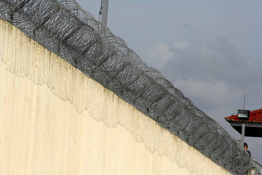 Φυλακές Αγίου Στεφάνου: 44χρονος κυκλοφορούσε με μαχαίρι 22 εκατοστών!