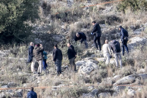 Βρέθηκε σορός άνδρα σε λόφο στον Τύρναβο - Τα ρούχα ταιριάζουν με του Βασίλη Καλογήρου που αγνοούνταν, στο σημείο η μητέρα του