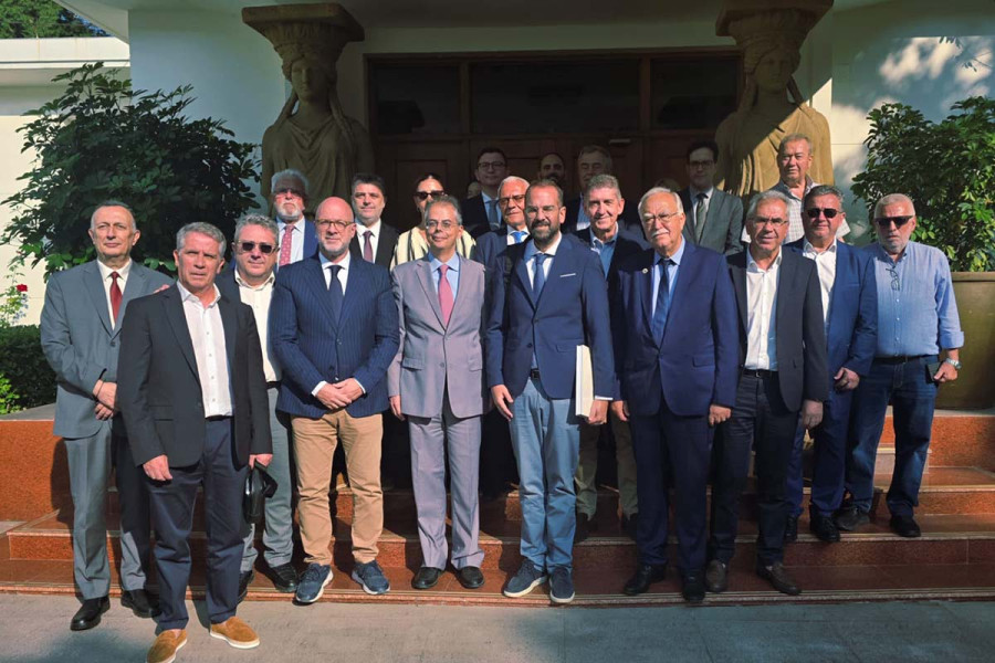 Συνάντηση του Περιφερειάρχη Δυτικής Ελλάδας με τον Πρέσβη της Ελλάδας στην Κίνα, Δρ. Ευγένιο Καλπύρη