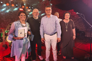 Μια μαγική Αυγουστιάτικη νύχτα στο Κάστρο Χλεμούτσι: Καθηλωτικοί Πρωτοψάλτη και Πορτοκάλογλου
