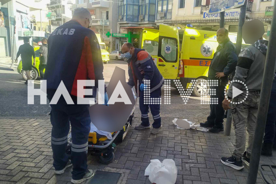 Πύργος: Κατέρρευσε μπροστά τα έκπληκτα μάτια των περαστικών