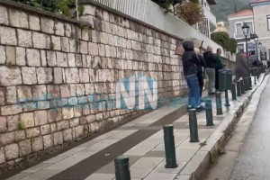 Ναύπακτος: Νεκρή βρέθηκε 21χρονη στο σπίτι της