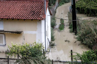 Κεραυνός έσκισε στα δύο καμινάδα στο Ηράκλειο Κρήτης
