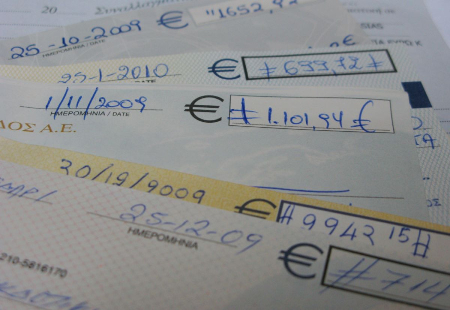 Ανησυχητικά στοιχεία: Επιστρέφουν οι ακάλυπτες επιταγές – Οι λόγοι