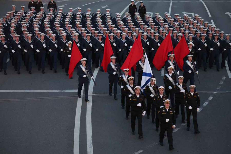 Πούτιν από την παρέλαση στην Κόκκινη Πλατεία: «Η νίκη ήταν πάντα και θα είναι δική μας»