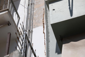 Ρωγμές σε σπίτια στην Κυψέλη: Το πρόβλημα με τον αθηναϊκό σχιστόλιθο
