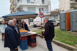 Σύγχρονες χημικές τουαλέτες τοποθετήθηκαν στη λαϊκή αγορά Πύργου