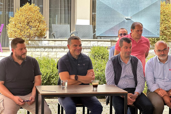 Τσίπρας από τον Λάλα: «Ο Μητσοτάκης ο αρχιτέκτονας του σκανδάλου ΟΠΕΚΕΠΕ»