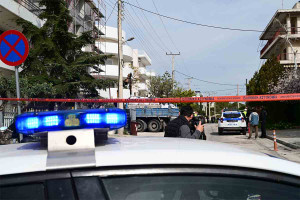 Εργατικό δυστύχημα στη Βούλα: Συνελήφθησαν οι δύο εργολάβοι – «Ήταν έγκλημα, δεν είχαν ζητήσει να κοπεί το ρεύμα»