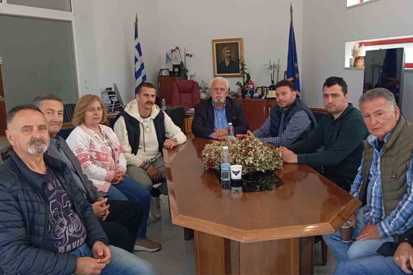 Συνάντηση του Δημάρχου Ήλιδας με τον Πολιτιστικό Σύλλογο Δαφνιώτισσας
