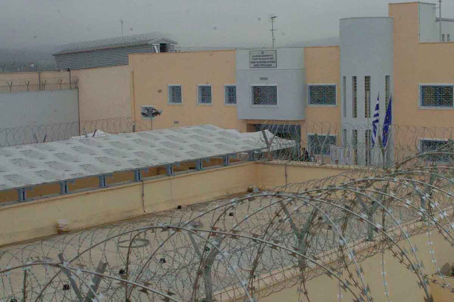 Συμβόλαιο θανάτου από τη Ζάκυνθο «βλέπουν» οι αρχές για τη δολοφονία του ισοβίτη στις φυλακές Δομοκού