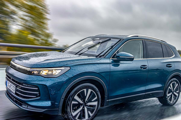 Το Volvo EX30 θα φορτίζει συσκευές