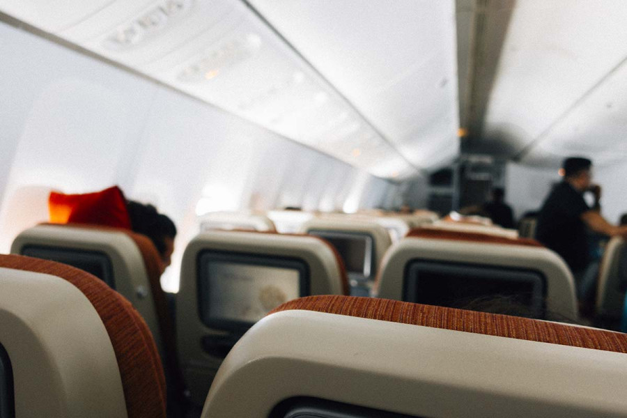 Τρόμος σε πτήση: Μεθυσμένος Άγγλος επιτέθηκε σε επιβάτες και πλήρωμα