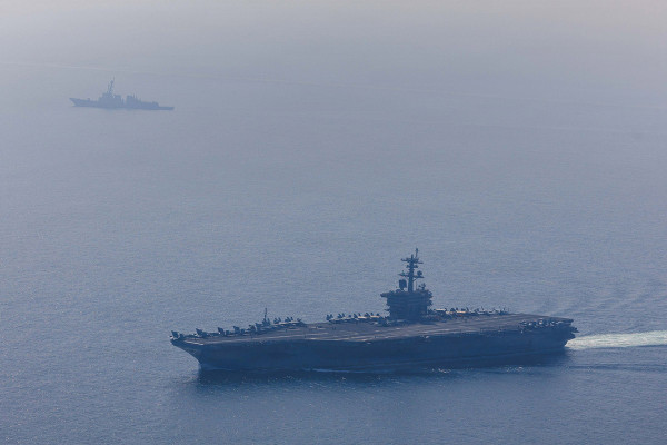 CENTCOM: Ψευδείς οι ειδήσεις για αυτοκτονίες από το αεροπλανοφόρο «USS Abraham Lincoln»
