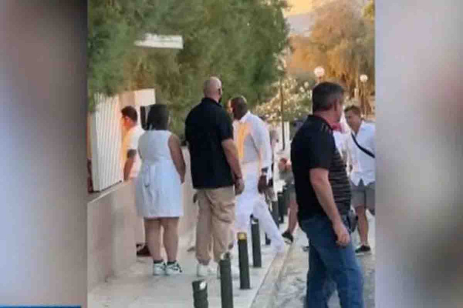 Το απίστευτο φιλοδώρημα που άφησε ο Μάικλ Τζόρνταν σε εστιατόριο στη Βουλιαγμένη