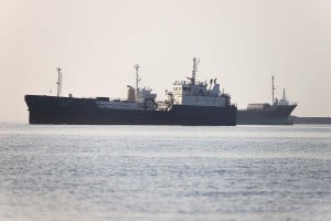 Η Ευρώπη εξετάζει προτάσεις για την επιβολή τελών ναυσιπλοΐας στα Στενά του Ορμούζ