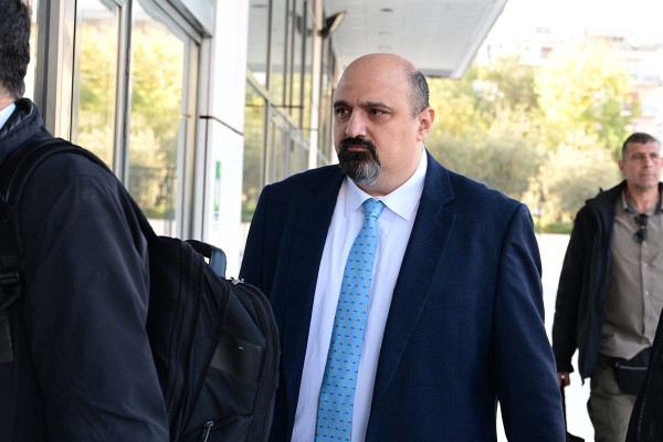Τέμπη: Στο Ειδικό Δικαστήριο ο Τριαντόπουλος για το «μπάζωμα» στα Τέμπη