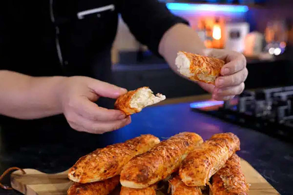 Τυροκούλουρα στο Air Fryer ιδανικά για το σχολείο ή τη δουλειά!