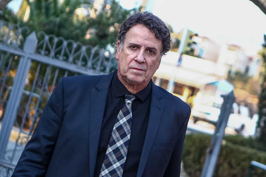 Χάρης Ρώμας: «Δεν θα υπάρξει ριμέικ του "Κωνσταντίνου και Ελένης", δεν υπάρχει λόγος»