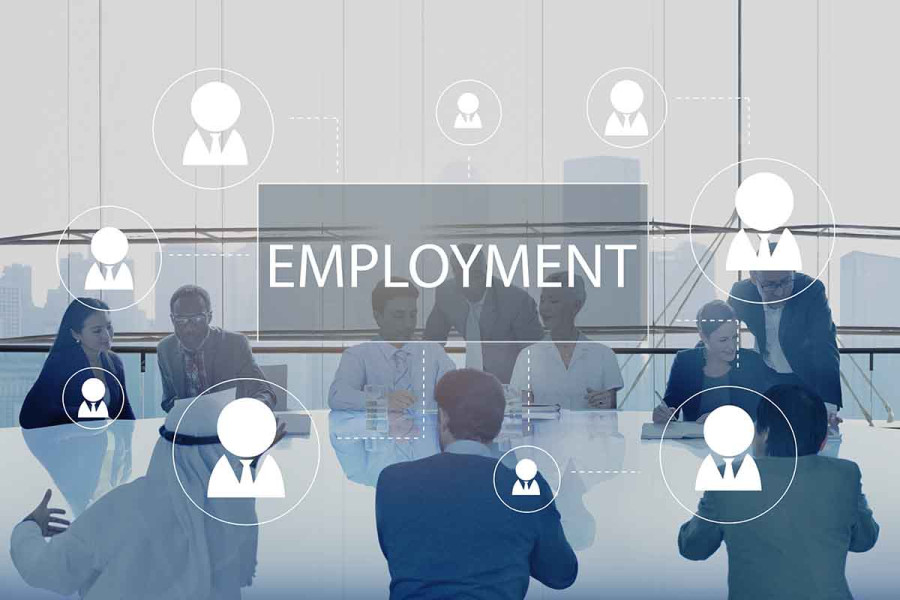 Χαμένοι στα πτυχία: Γιατί η Ελλάδα παράγει επιστήμονες που δεν ζητά η αγορά