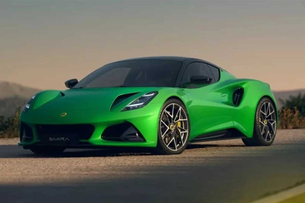 Και υβριδική η Lotus Emira