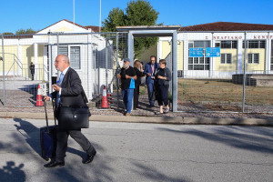 Συνεχίζουν οι καταθέσεις στη δίκη για τα Τέμπη: «Δεν μπορώ να πιστέψω ότι χάθηκαν επειδή δύο τρένα μπήκαν στην ίδια γραμμή»