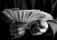 Αυτές είναι οι χώρες με τον μεγαλύτερο ιδιωτικό πλούτο – Η Ελλάδα πάτωσε στη λίστα